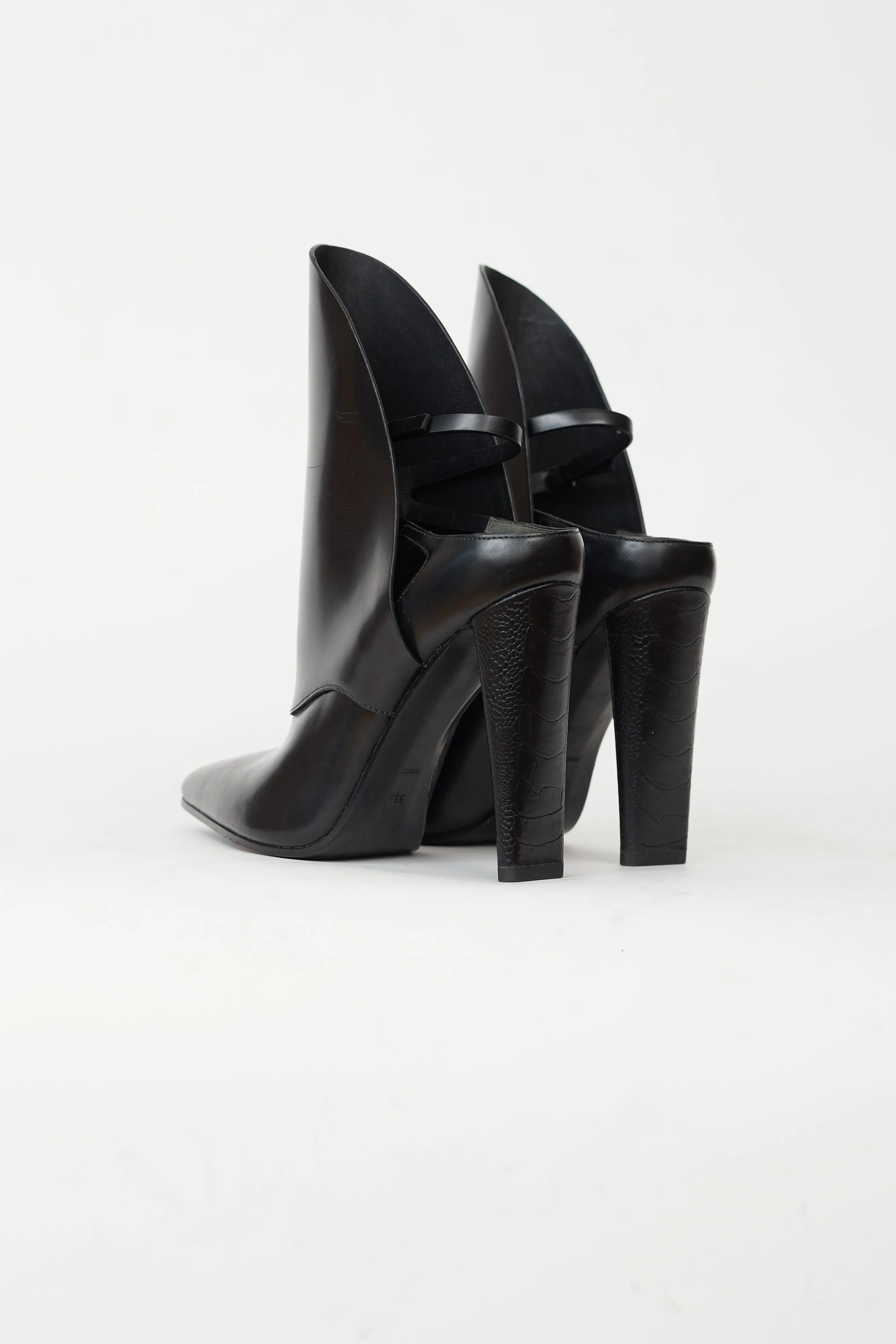 Black Leather Pointed Toe Heel