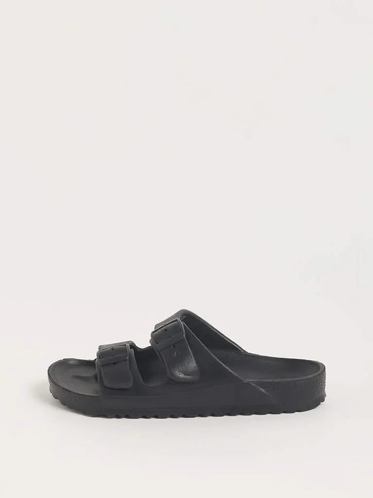 LUNA BLU Black Strappy Flip-Flop