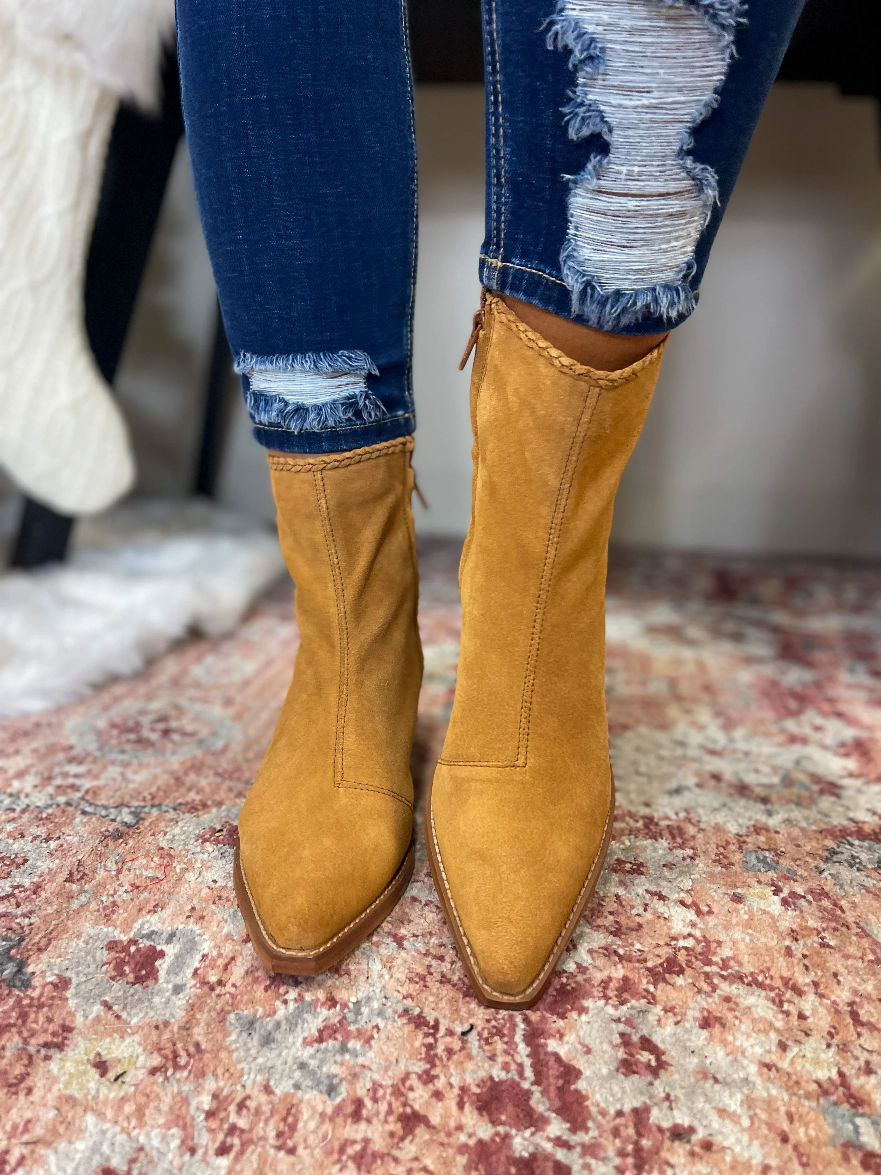 Matisse Saddle Arial Boot